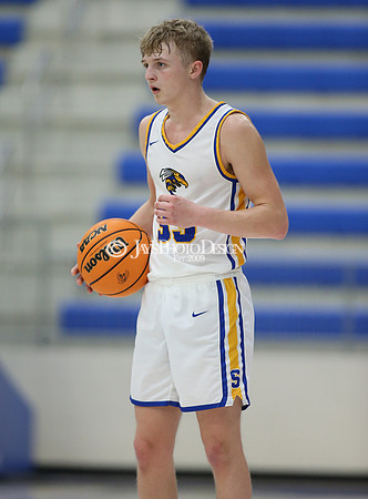 Sheridan vs. Mayflower Boys (Sheridan Holiday Classic) 12-30-21_JWM_0110