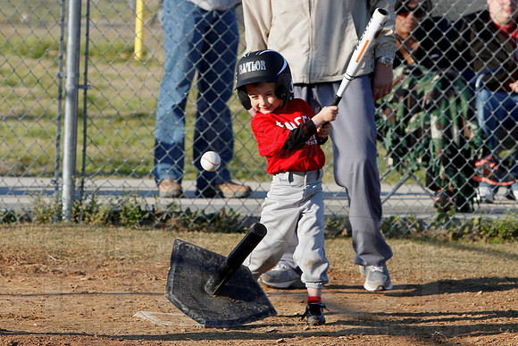 T-ball Angel's & Rangers 3-26-13 (© Justin Manning) JWM0032