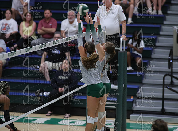 Central @ Episcopal 8-27-26_JWM_0781