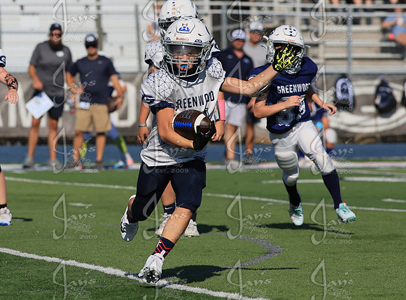 Greenwood (Blue) vs. Greenwood (White) 4th Grade 9-5-26_JWM_0105
