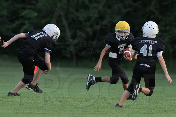 Bauxite Black-Gray games 4th, 5th, 6th, Junior high, Senior high scrimmage 8-22-13 (© Justin Manning) JWM0178