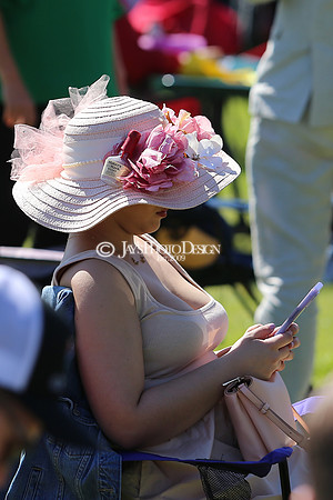 z230401_ArkansasDerbyDay_Manning_0523