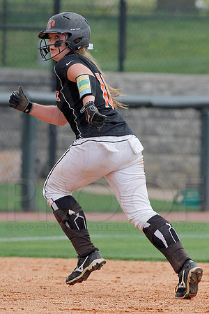 2A Magnet Cove vs. Bigelow- State Softball Finals (Bogle Park) 5-18-13 (© Justin Manning) JWM0024