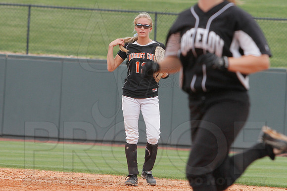 2A Magnet Cove vs. Bigelow- State Softball Finals (Bogle Park) 5-18-13 (© Justin Manning) JWM0046