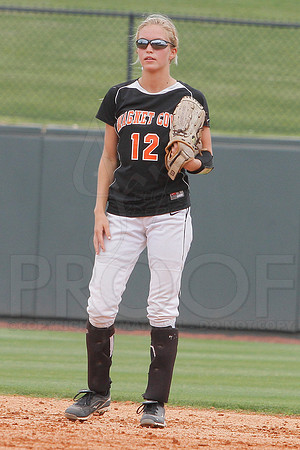 2A Magnet Cove vs. Bigelow- State Softball Finals (Bogle Park) 5-18-13 (© Justin Manning) JWM0047