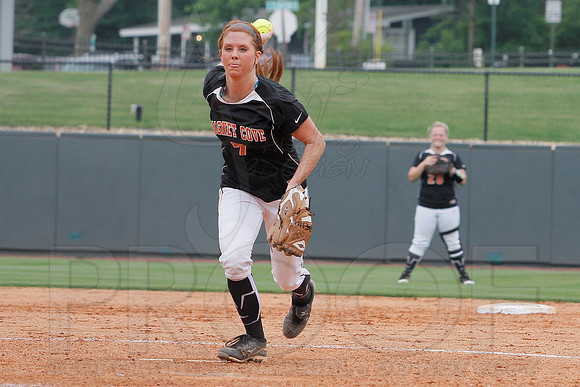 2A Magnet Cove vs. Bigelow- State Softball Finals (Bogle Park) 5-18-13 (© Justin Manning) JWM0051
