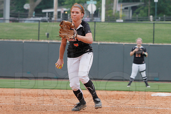 2A Magnet Cove vs. Bigelow- State Softball Finals (Bogle Park) 5-18-13 (© Justin Manning) JWM0052