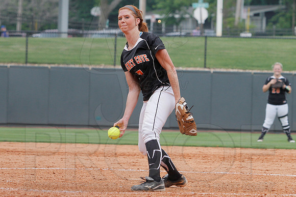 2A Magnet Cove vs. Bigelow- State Softball Finals (Bogle Park) 5-18-13 (© Justin Manning) JWM0055