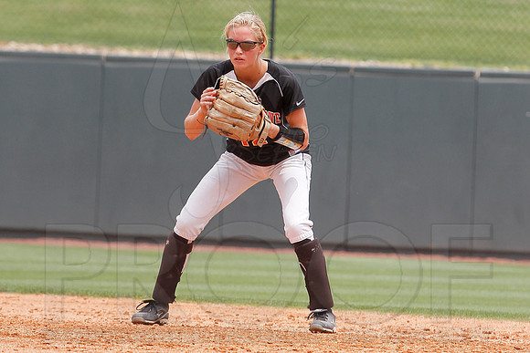 2A Magnet Cove vs. Bigelow- State Softball Finals (Bogle Park) 5-18-13 (© Justin Manning) JWM0103