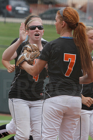 2A Magnet Cove vs. Bigelow- State Softball Finals (Bogle Park) 5-18-13 (© Justin Manning) JWM0113