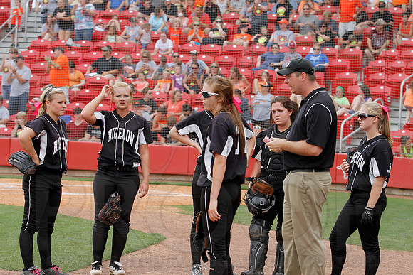 2A Magnet Cove vs. Bigelow- State Softball Finals (Bogle Park) 5-18-13 (© Justin Manning) JWM0138