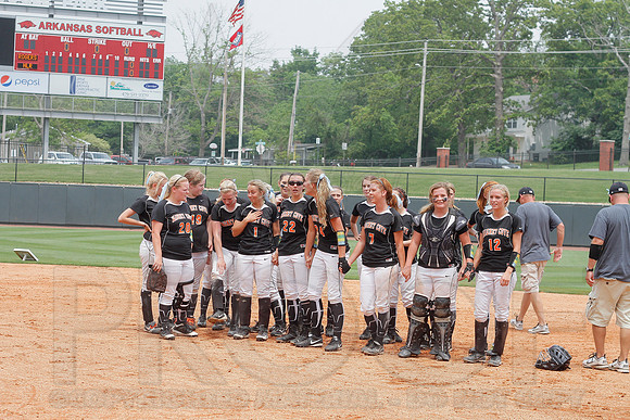 2A Magnet Cove vs. Bigelow- State Softball Finals (Bogle Park) 5-18-13 (© Justin Manning) JWM0192