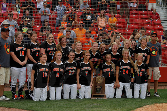2A Magnet Cove vs. Bigelow- State Softball Finals (Bogle Park) 5-18-13 (© Justin Manning) JWM0206
