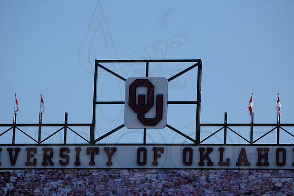 ULM @ OU 8-31-13 (© Justin Manning) JWM0189