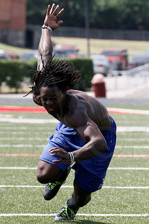 ArkansasVarsity Combine 5-26-12(Justin Manning)071