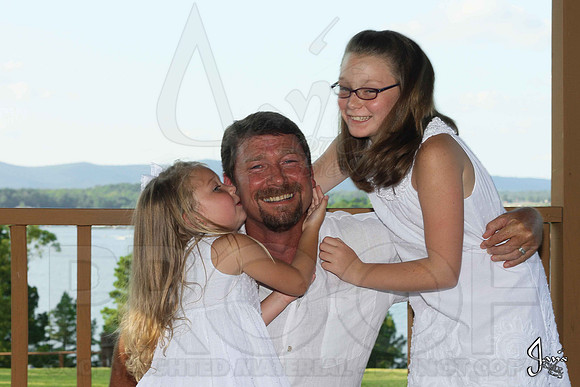 Hughes Family 7-27-13 (© Justin Manning) JWM0122