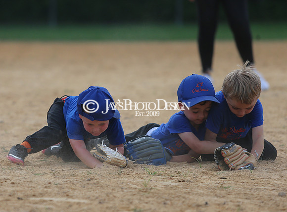 Lil Outlaws vs. The River Rats 5-23-23_JWM_0217_JWM_0073