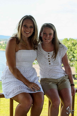 Hughes Family 7-27-13 (© Justin Manning) JWM0094