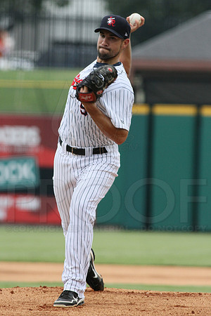 Springfield Cardinals @ Arkansas Travelers 8-4-13 (© Justin Manning) JWM0045