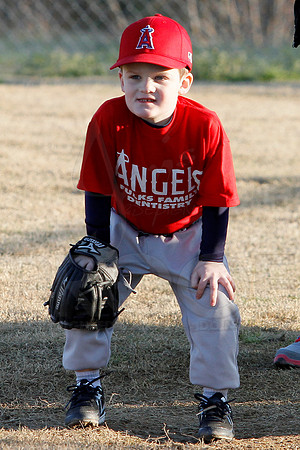 T-ball Angel's & Rangers 3-26-13 (© Justin Manning) JWM0076