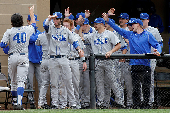 MTSU @ ASU baseball 4-28-13 (© Justin Manning) JWM0126