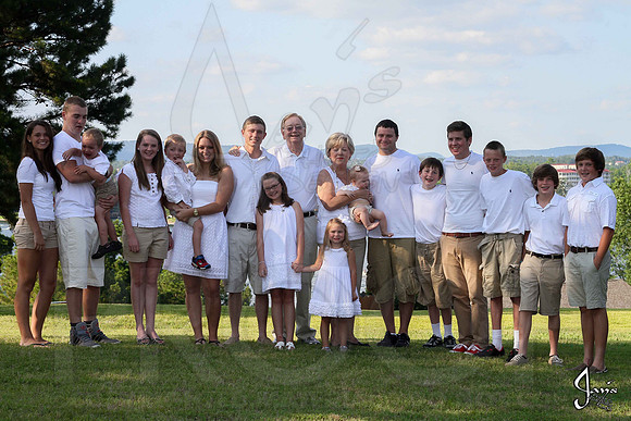 Hughes Family 7-27-13 (© Justin Manning) JWM0044