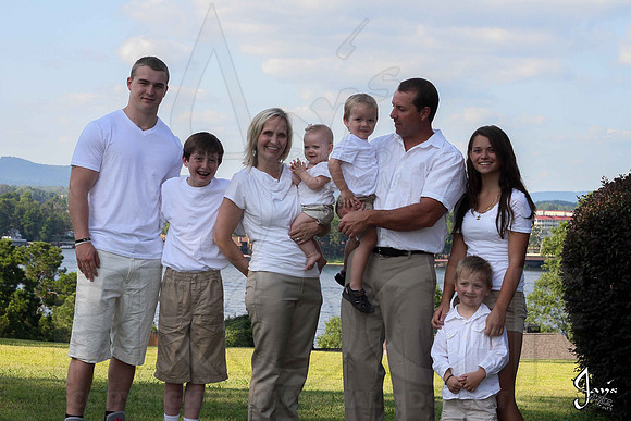 Hughes Family 7-27-13 (© Justin Manning) JWM0030