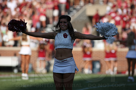 ULM @ OU 8-31-13 (© Justin Manning) JWM0209