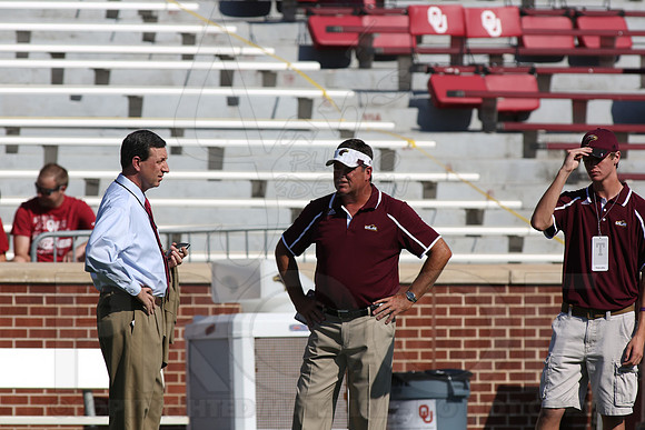 ULM @ OU 8-31-13 (© Justin Manning) JWM0113