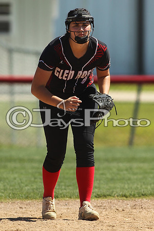 Glen Rose vs. Rose Bud 5-3A Regional softball 5-6-17_JWM00408