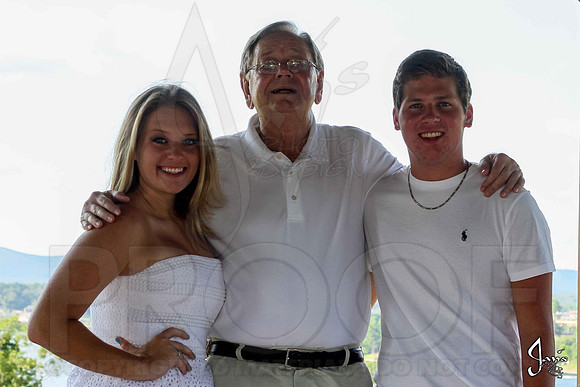 Hughes Family 7-27-13 (© Justin Manning) JWM0085