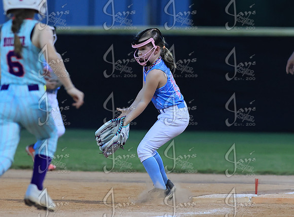 Lady Legends vs. AR Legends 8U 9-21-26_JWM_0182