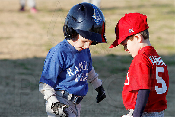T-ball Angel's & Rangers 3-26-13 (© Justin Manning) JWM0069