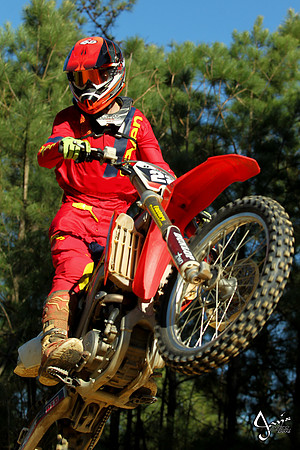 Devin Guthrie senior pictures_JWM_0300