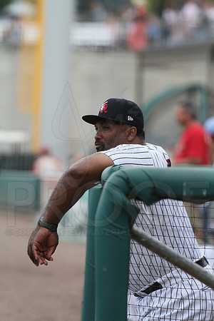 Springfield Cardinals @ Arkansas Travelers 8-4-13 (© Justin Manning) JWM0015