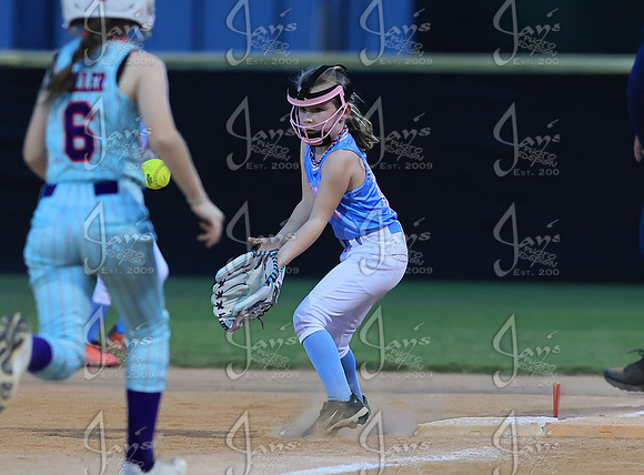 Lady Legends vs. AR Legends 8U 9-21-26_JWM_0183