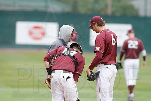ASU @ UALR baseball 3-17-13 (© Justin Manning) JWM0252