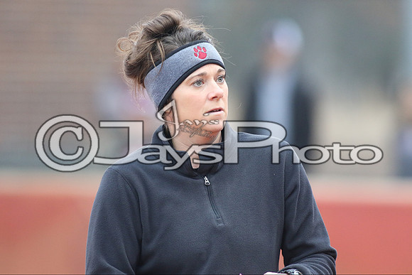 Vilonia @ Benton softball 3-3-2015 (©Justin Manning) JWM_001