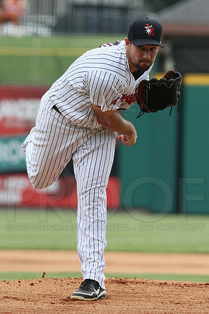 Springfield Cardinals @ Arkansas Travelers 8-4-13 (© Justin Manning) JWM0042