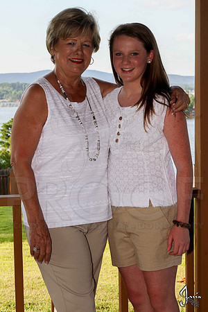 Hughes Family 7-27-13 (© Justin Manning) JWM0113