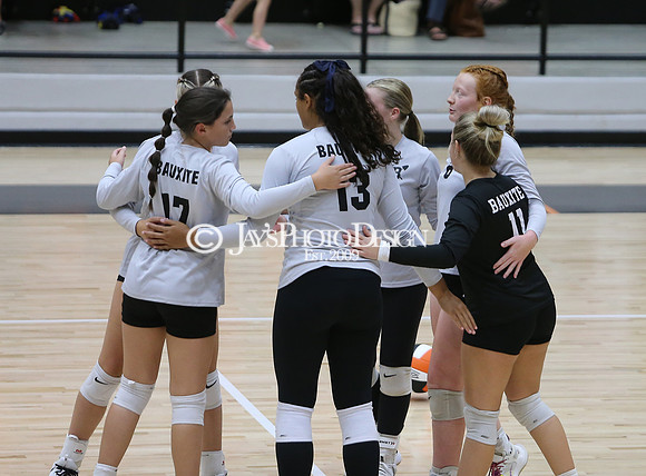 Bauxite @ Malvern 9th grade 8-27-24_JWM_0199