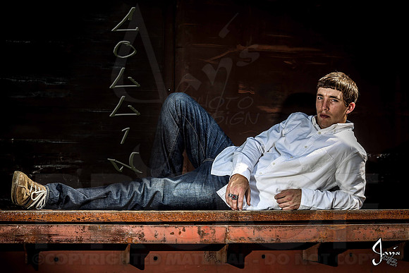 Collin & Makayla Senior pics 4-14-13 (© Justin Manning) JWM0271A-2-1