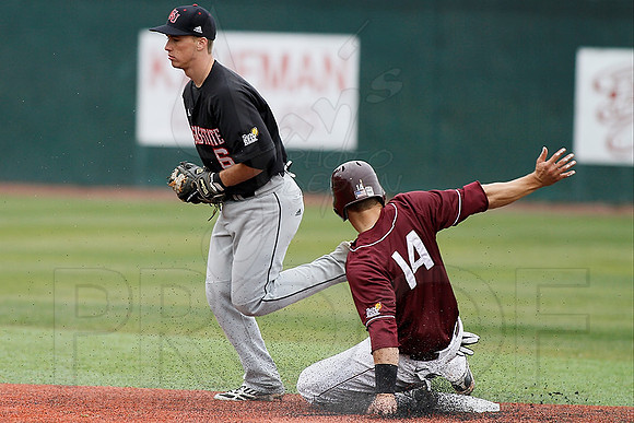 ASU @ UALR baseball 3-17-13 (© Justin Manning) JWM0235