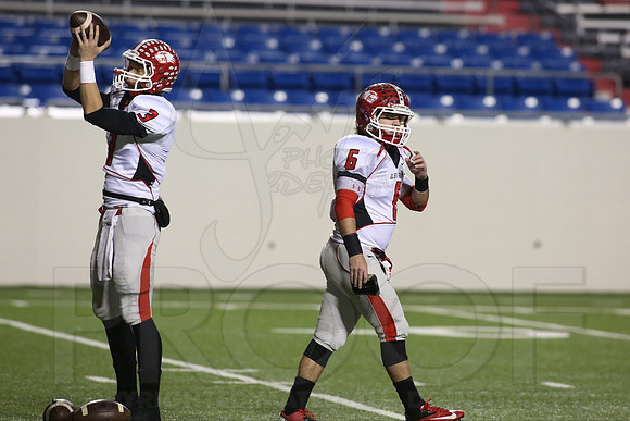 Glen Rose vs. Charleston 12-21-13 (©Justin Manning) (©Justin Manning) JWM0193 0193