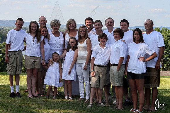 Hughes Family 7-27-13 (© Justin Manning) JWM0038