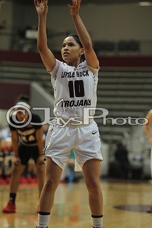 Louisiana Lafayette @ Arkansas-Little Rock Women's Basketball 1-7-2016 (©Justin Manning) JWM_0088
