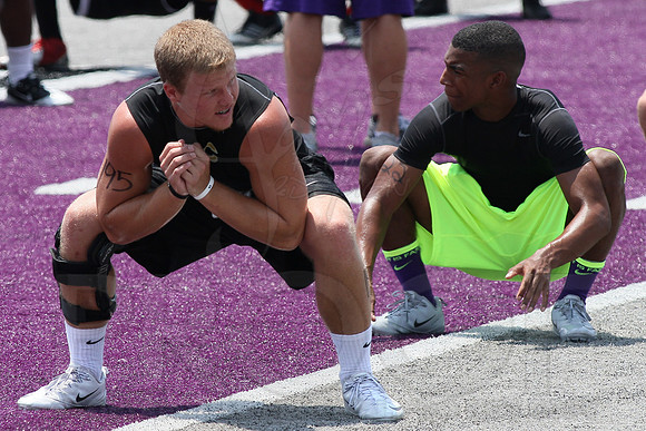 Clint Conque Football Camp 7-20-13 (© Justin Manning) JWM0009