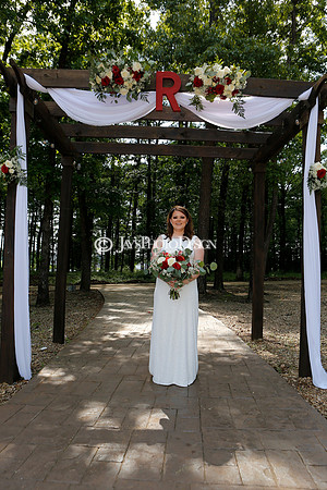 Adelia & Kyle Robinson 5-13-23_JWM_0303