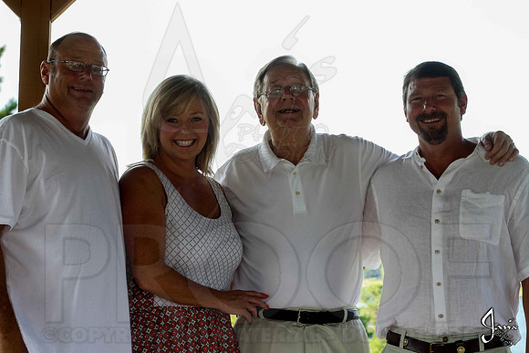 Hughes Family 7-27-13 (© Justin Manning) JWM0080