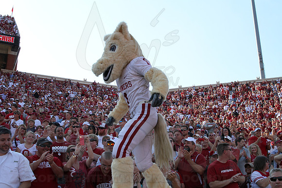 ULM @ OU 8-31-13 (© Justin Manning) JWM0065